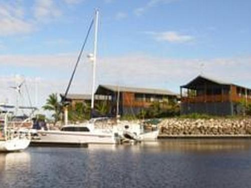 Tin Can Bay Marina Villas Екстериор снимка